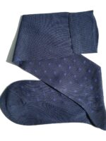 Chaussettes en fil d’Écosse bleu marine à pois fleuris violets