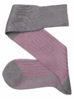 Chaussettes en fil d’Écosse gris clair vanisé à rayures roses